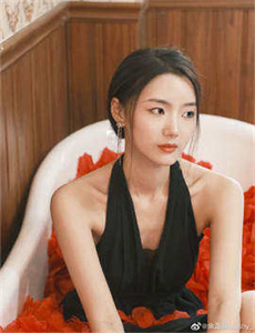 《美人草》