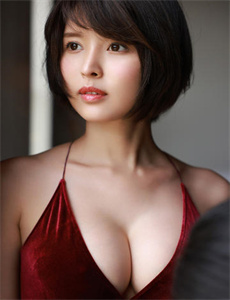 《日屁网》