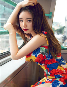 《欧美叉叉叉BBB网站》